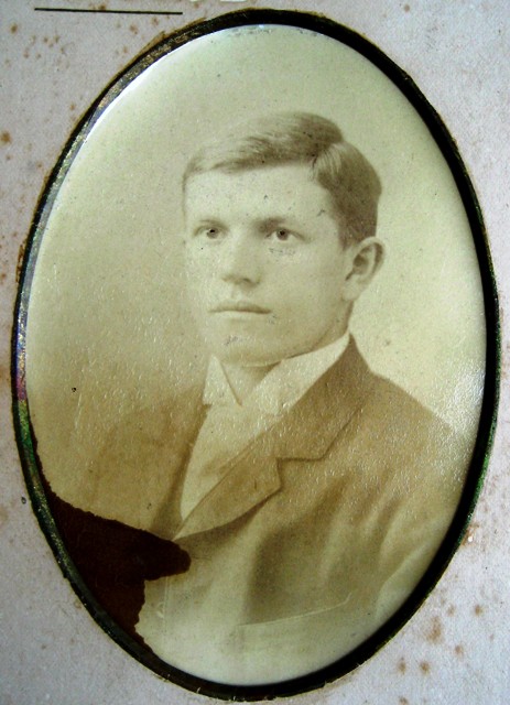 Michael Kearney, 1890 (Footballer).